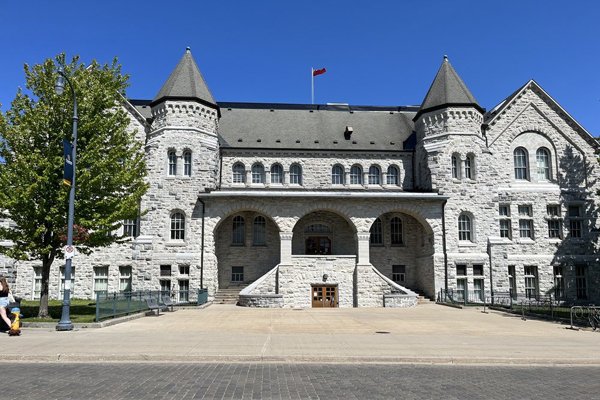 Queen's University